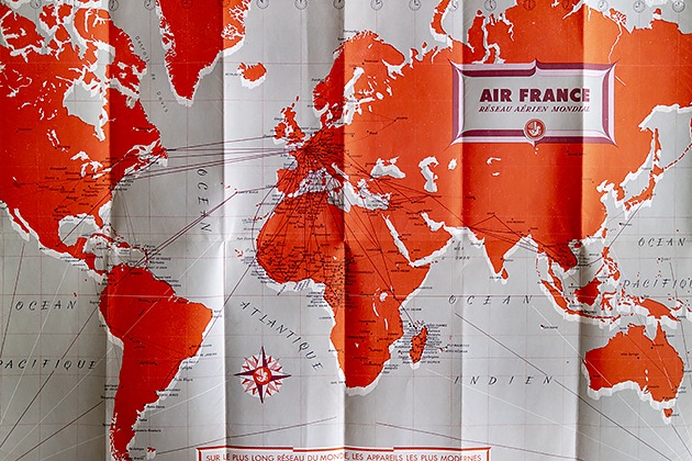 Air Franceの世界地図 赤バージョン パリ彩々